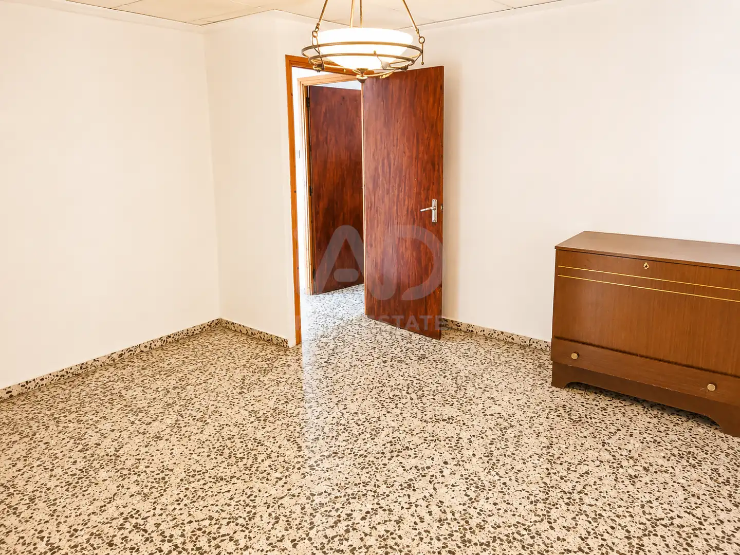 Casa adosada en venda en Sax amb Terrassa