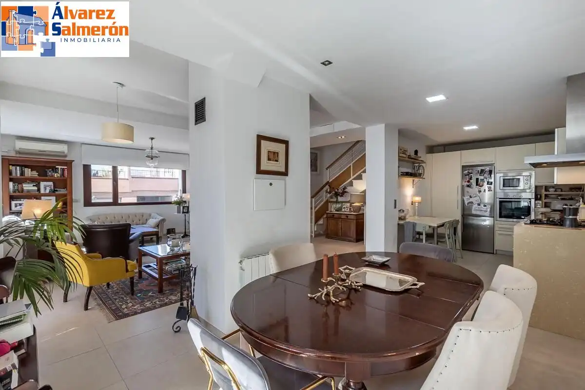 Dining room of Houses for sale in Huétor Vega  with Air Conditioner, Heating and Terrace