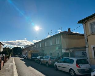 Vista exterior de Pis en venda en Burgos Capital