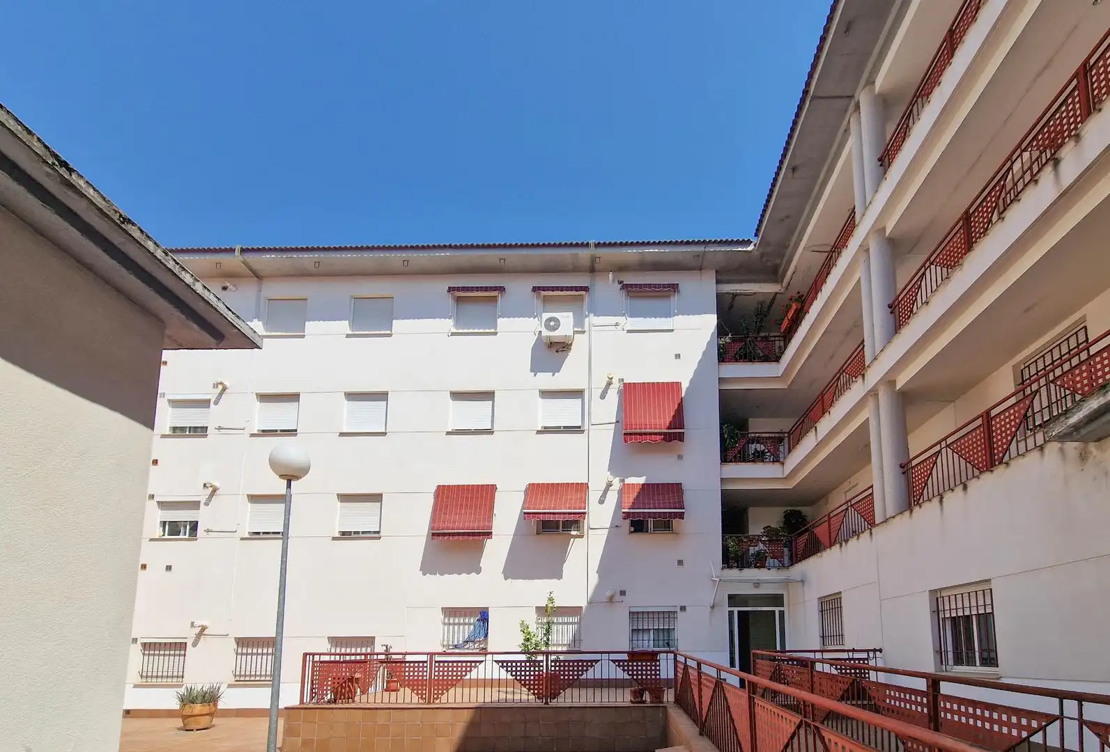 Vista exterior de Piso en venta en Badajoz con Aire acondicionado y Trastero
