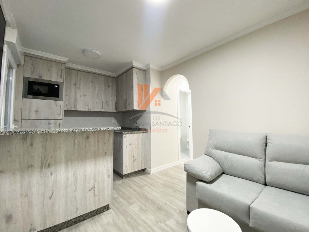 Living room of Apartment for sale in Santiago de Compostela 