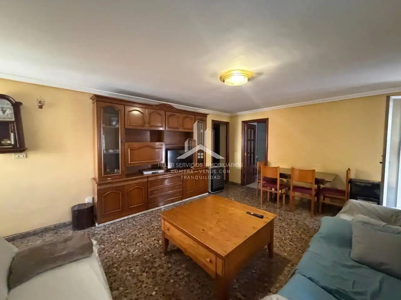 Sala d'estar de Casa o xalet en venda en Castellón de la Plana / Castelló de la Plana amb Aire condicionat, Terrassa i Moblat