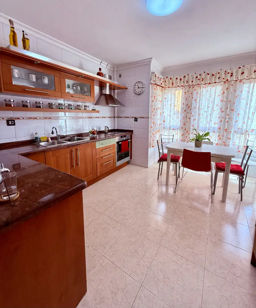 Kitchen of Flat for sale in Telde  with Terrace and Storage room