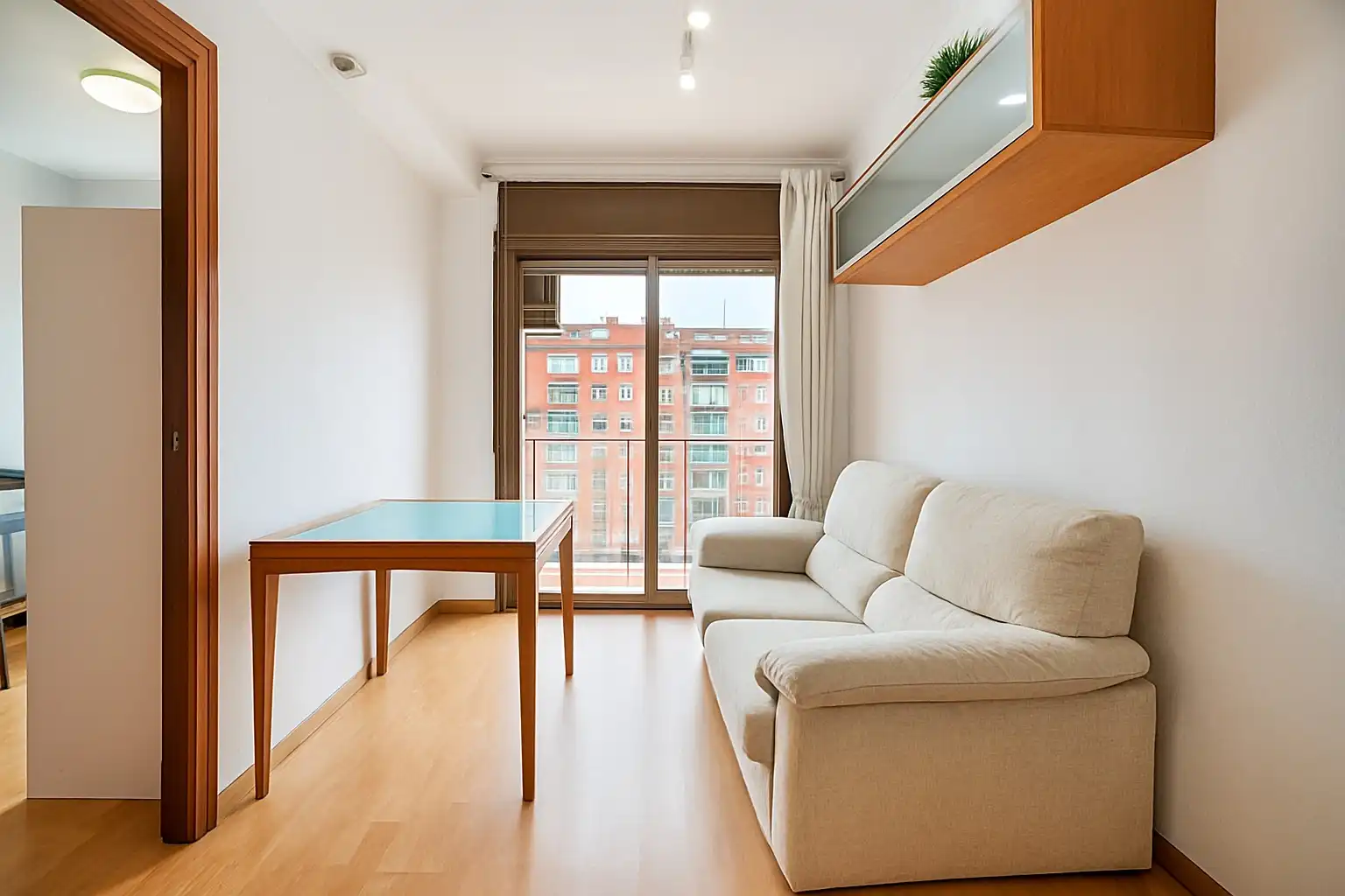 Piso con terraza en venta en Carrer de Provença