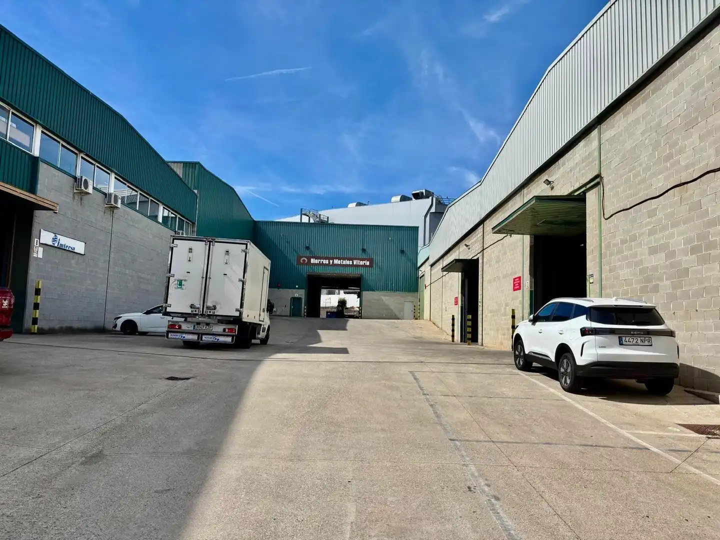 Industrial building to rent in Abrera, imagen 2