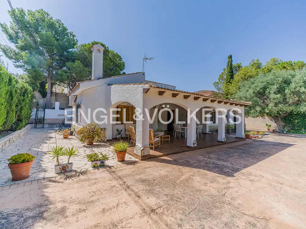 Xalet amb jardí en venda a Carrer Germaníes 55, imagen 2