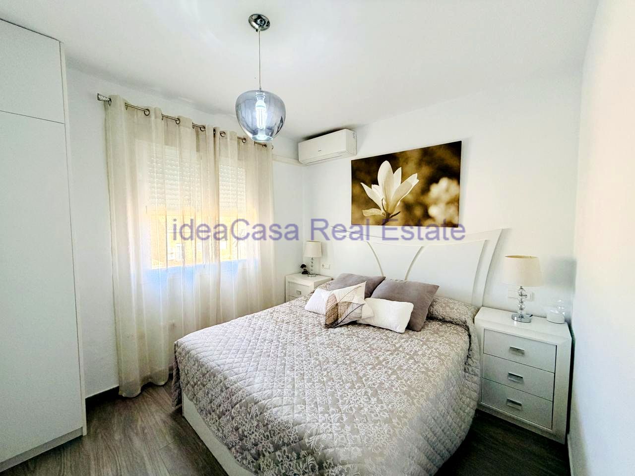 Bedroom of Flat for sale in Alhaurín de la Torre  with Air Conditioner, Terrace and Community pool