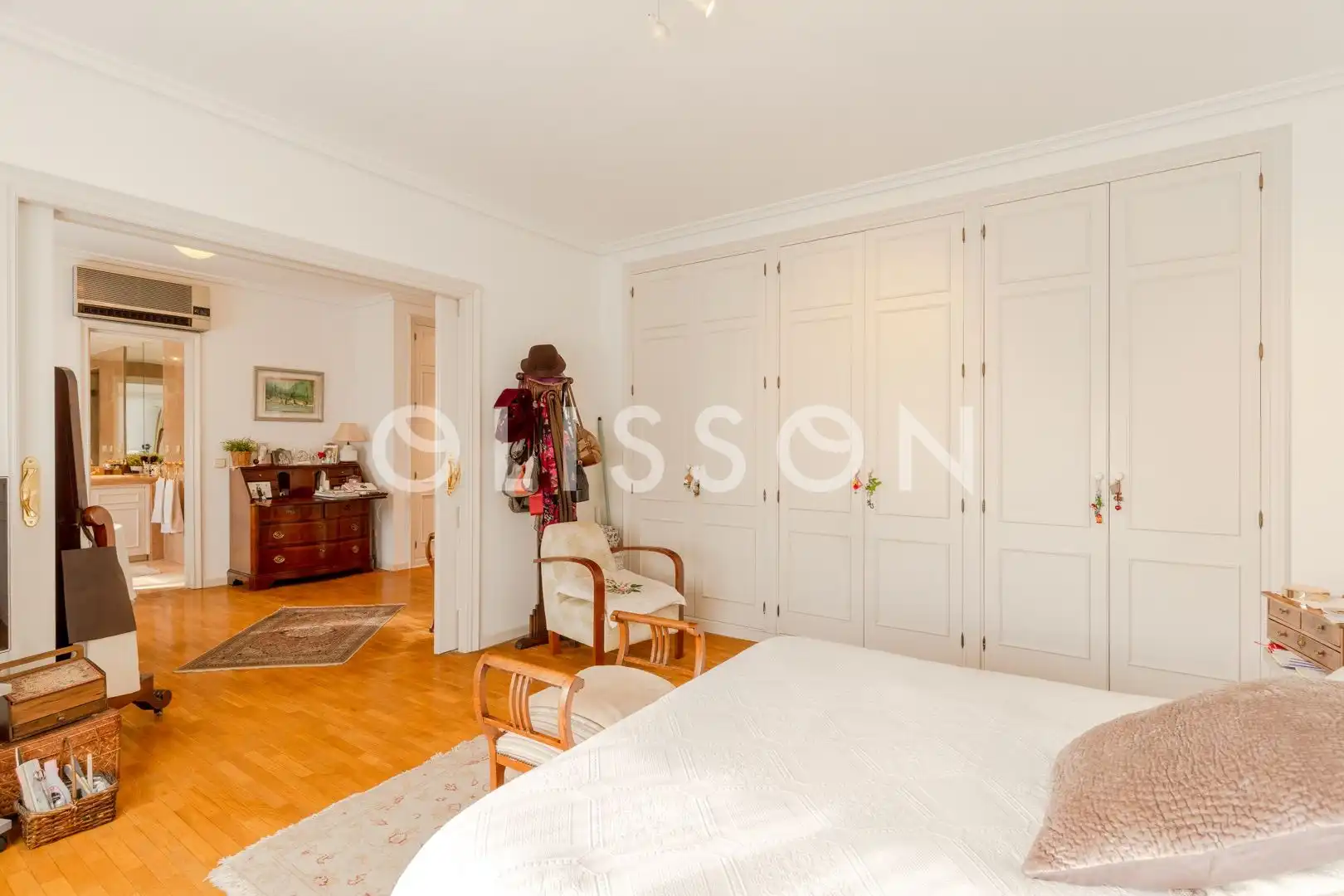 Habitación de Casa o chalet en venta en Madrid con Aire acondicionado, Calefacción y Jardín privado