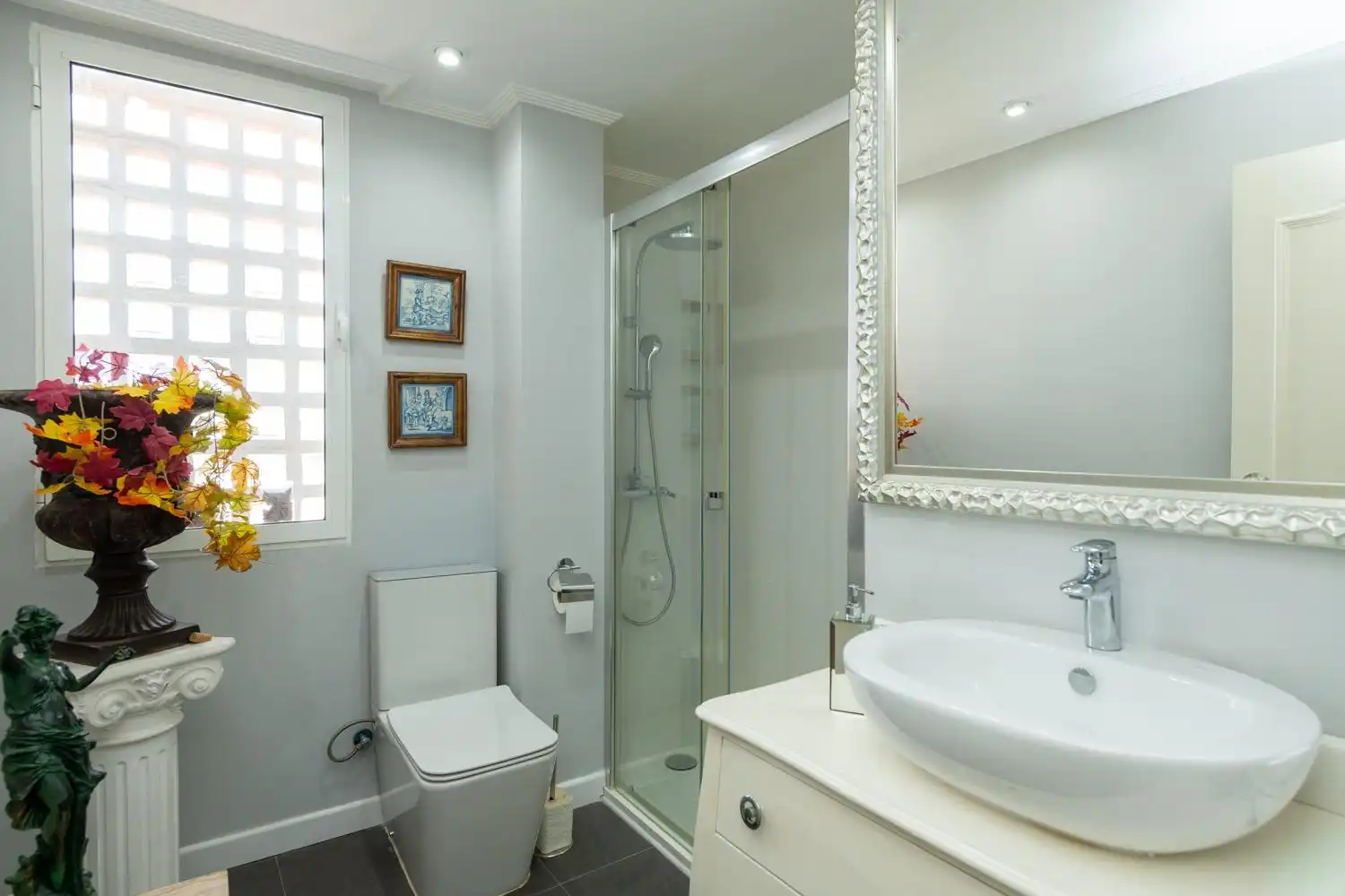 Baño de Piso en venta en Alicante / Alacant con Jardín privado, Terraza y Piscina comunitaria