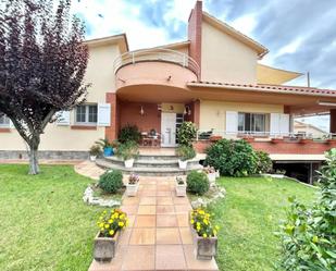 Exterior view of House or chalet for sale in Cànoves I Samalús  with Air Conditioner, Heating and Private garden