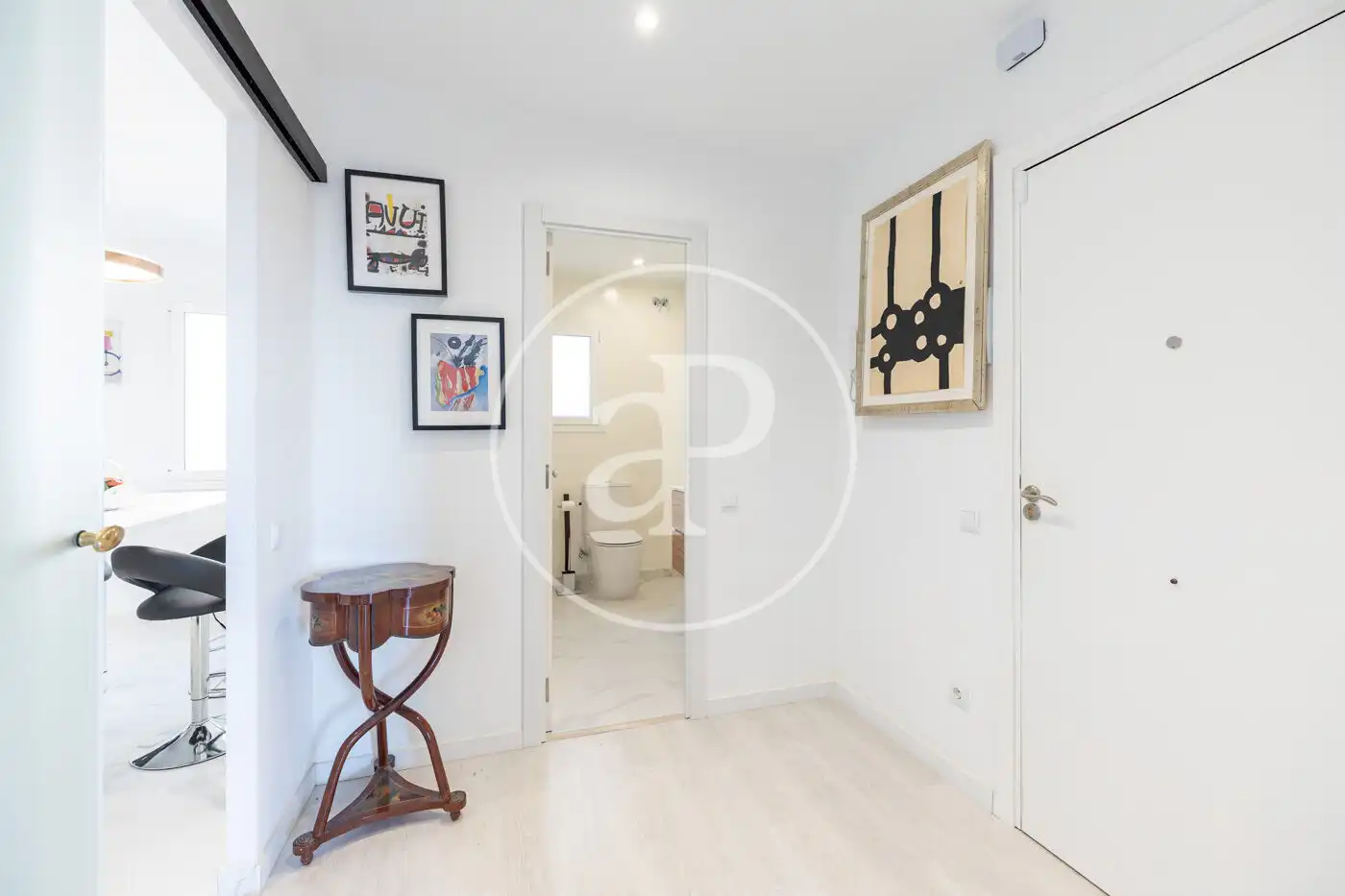 Flat for sale in Barcelona  with Air Conditioner, Heating and Furnished