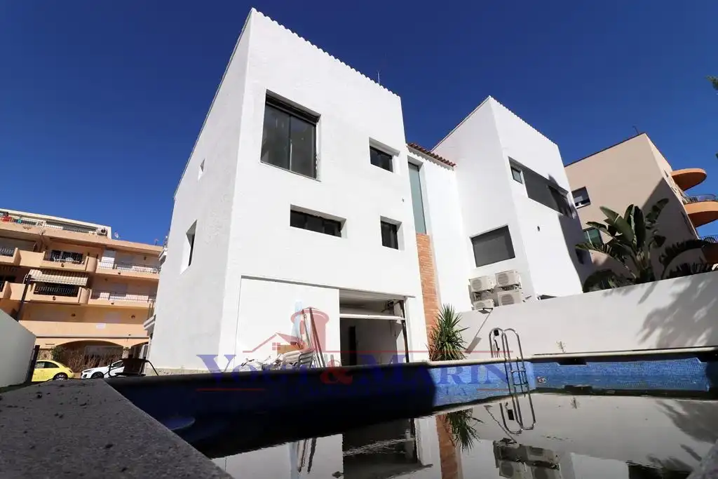 Maison avec piscine à vendre à Carrer de la Roca Negra, imagen 5
