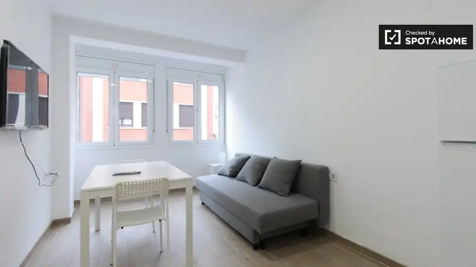 Flat to rent in Sants - Montjuïc, imagen 3