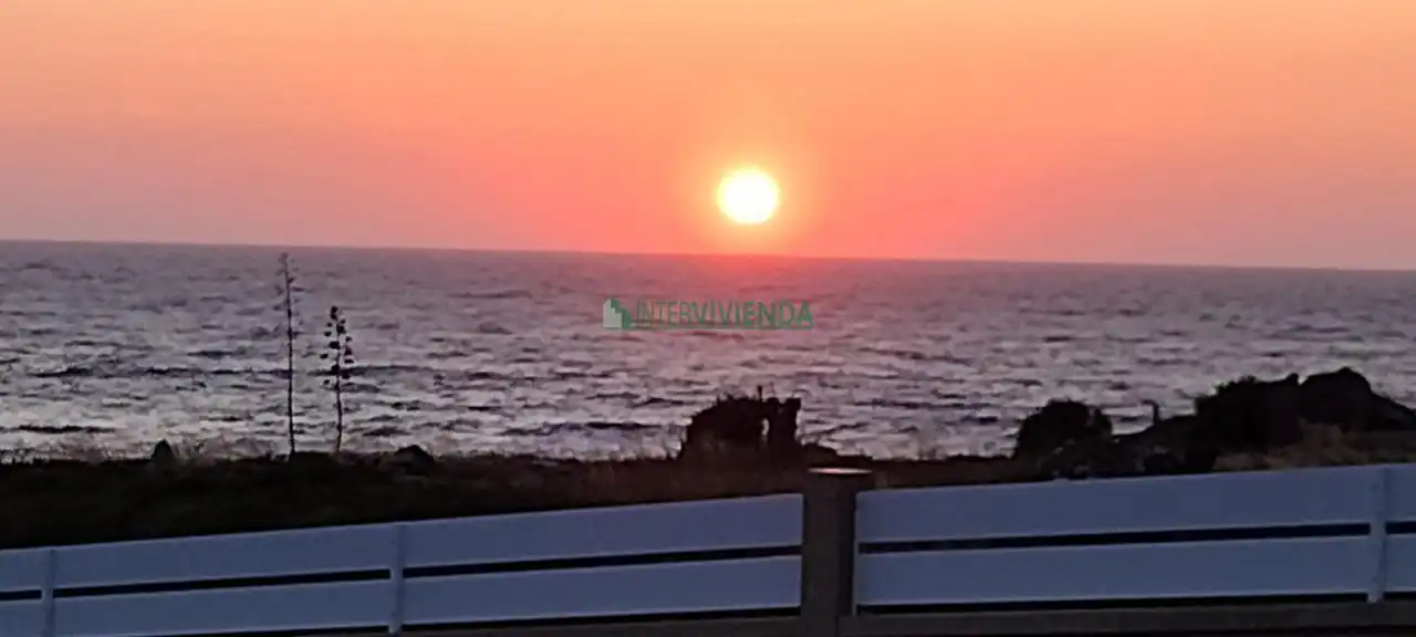 Casa o xalet en venda en Oia amb Calefacció, Jardí privat i Traster