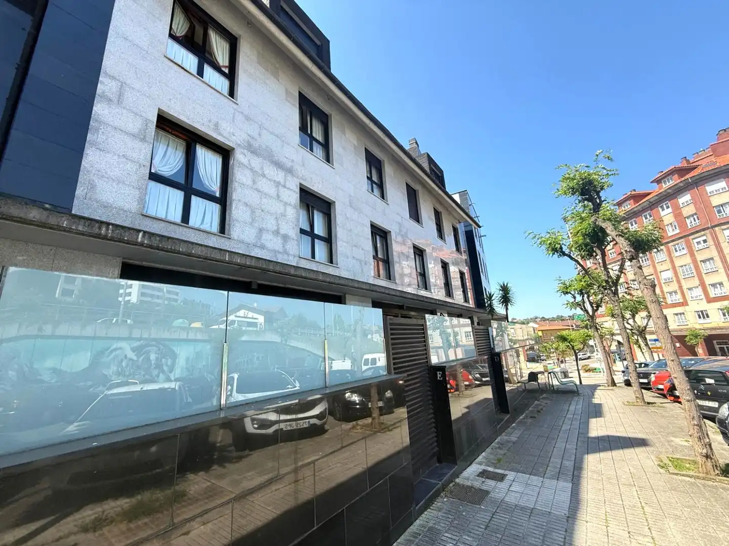 Vista exterior de Piso en venta en Avilés con Calefacción, Terraza y Amueblado