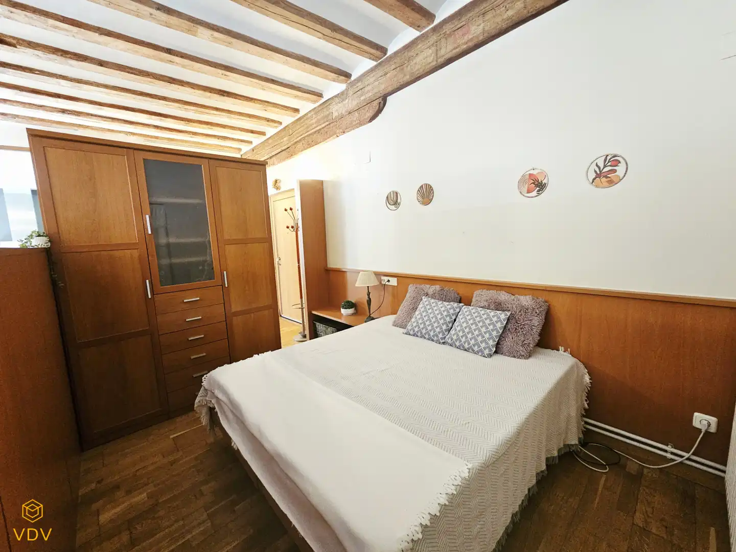 Bedroom of Apartments for sale in  Pamplona / Iruña  with Heating, Parquet flooring and Furnished