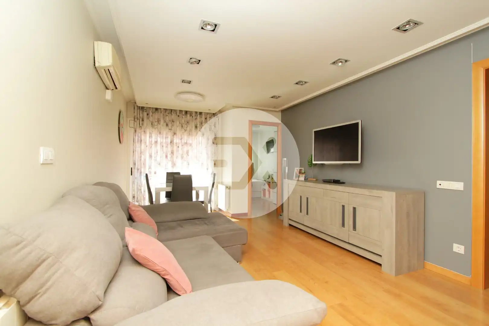 Sala de estar de Piso en venta en Castelldefels con Aire acondicionado, Calefacción y Parquet