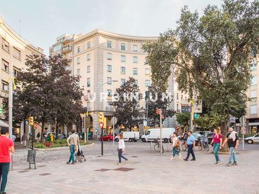 Local comercial en venda a Eixample Nord
