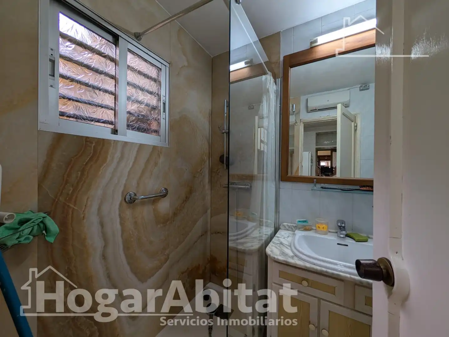 Bany de Casa o xalet en venda en Alicante / Alacant amb Aire condicionat, Calefacció i Terrassa