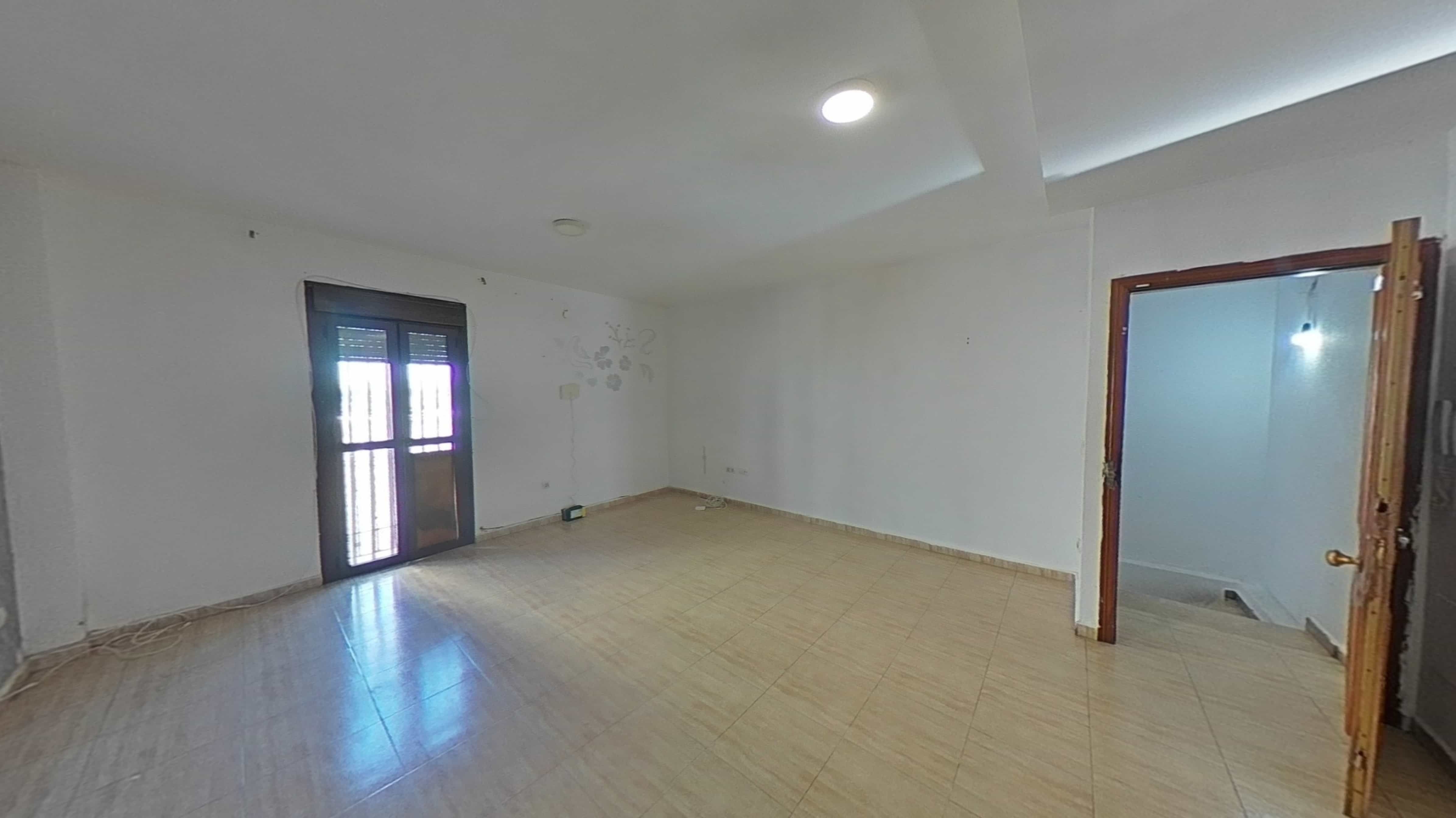 Flat for sale in Lepe