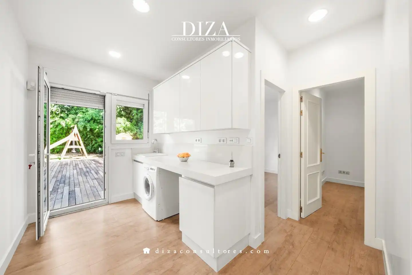 Kitchen of Houses for rent in Madrid  with Air Conditioner, Heating and Private garden