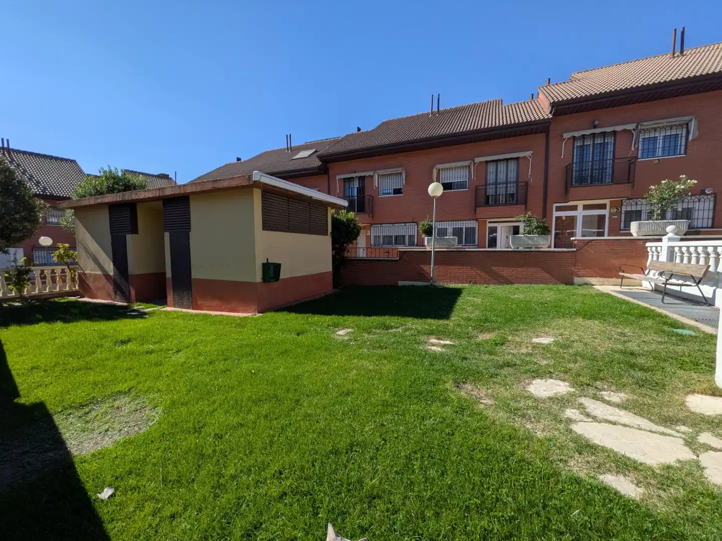 Vista exterior de Casa o chalet en venta en Ensanche