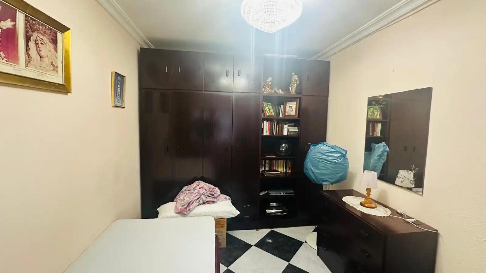 Schlafzimmer von Wohnung zum Verkauf in Sevilla mit Klimaanlage, Heizung und Terrasse
