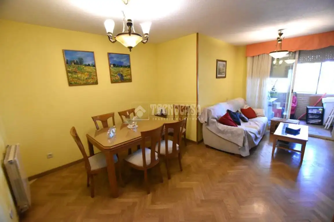 Sala de estar de Piso en venta en Getafe con Calefacción, Parquet y Terraza