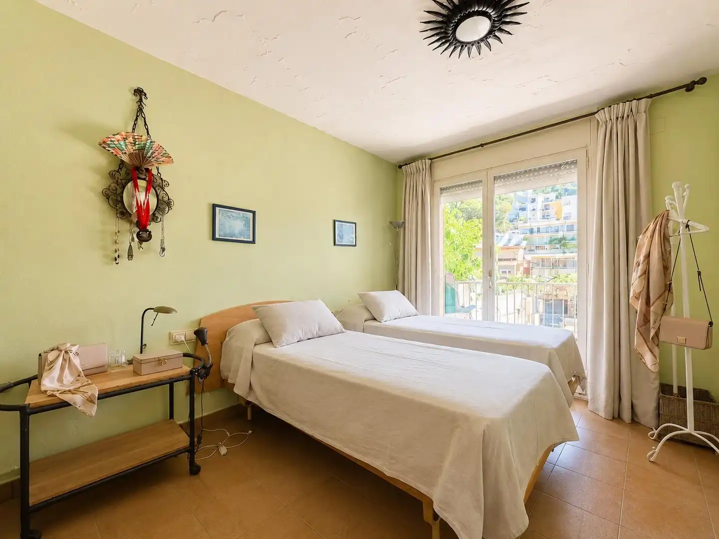 Habitación de Casa adosada en venta en Salou con Calefacción, Jardín privado y Terraza