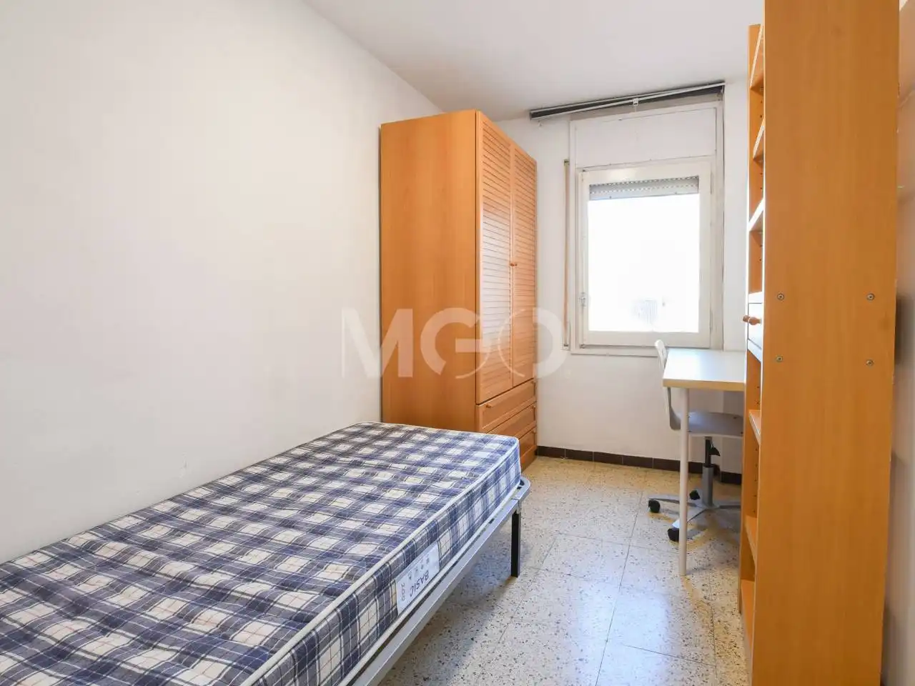 Bedroom of Flat for sale in Vic  with Heating, Furnished and Balcony