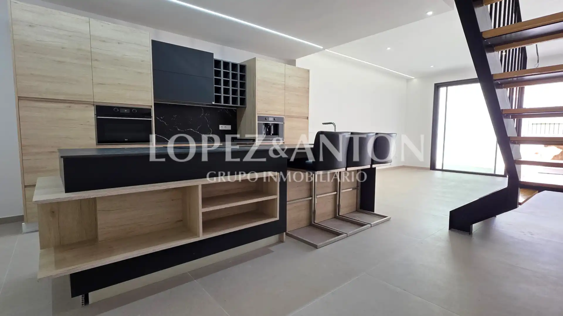 Cocina de Casa adosada en venta en Benaguasil con Aire acondicionado, Calefacción y Terraza