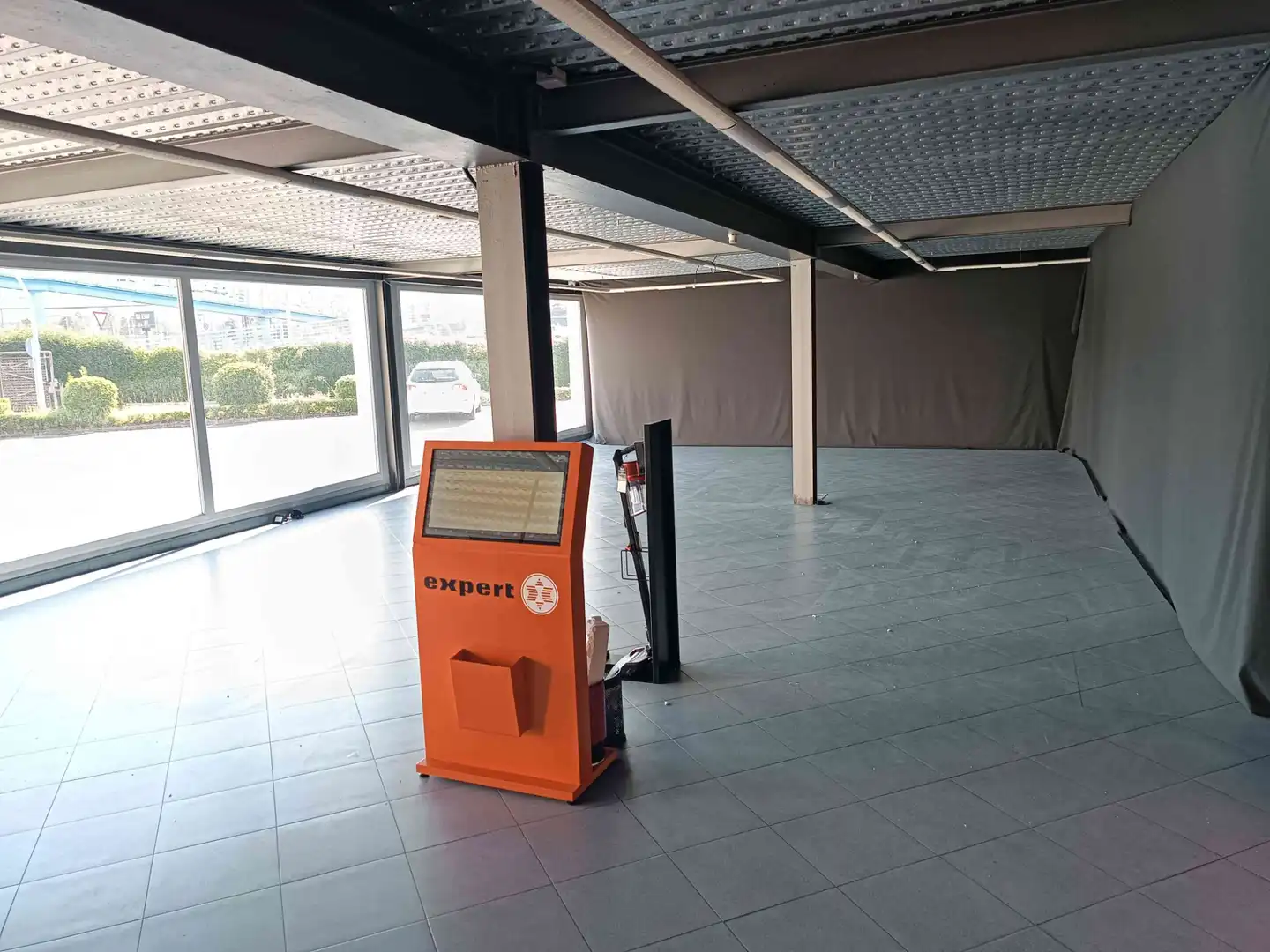 Nave industrial en venta en Derio