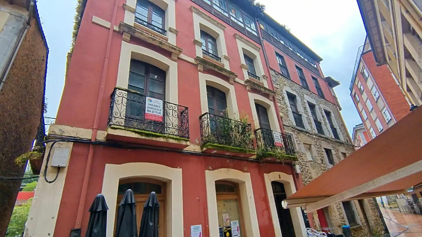 Buildings for sale in El Quesu, 3, Piloña