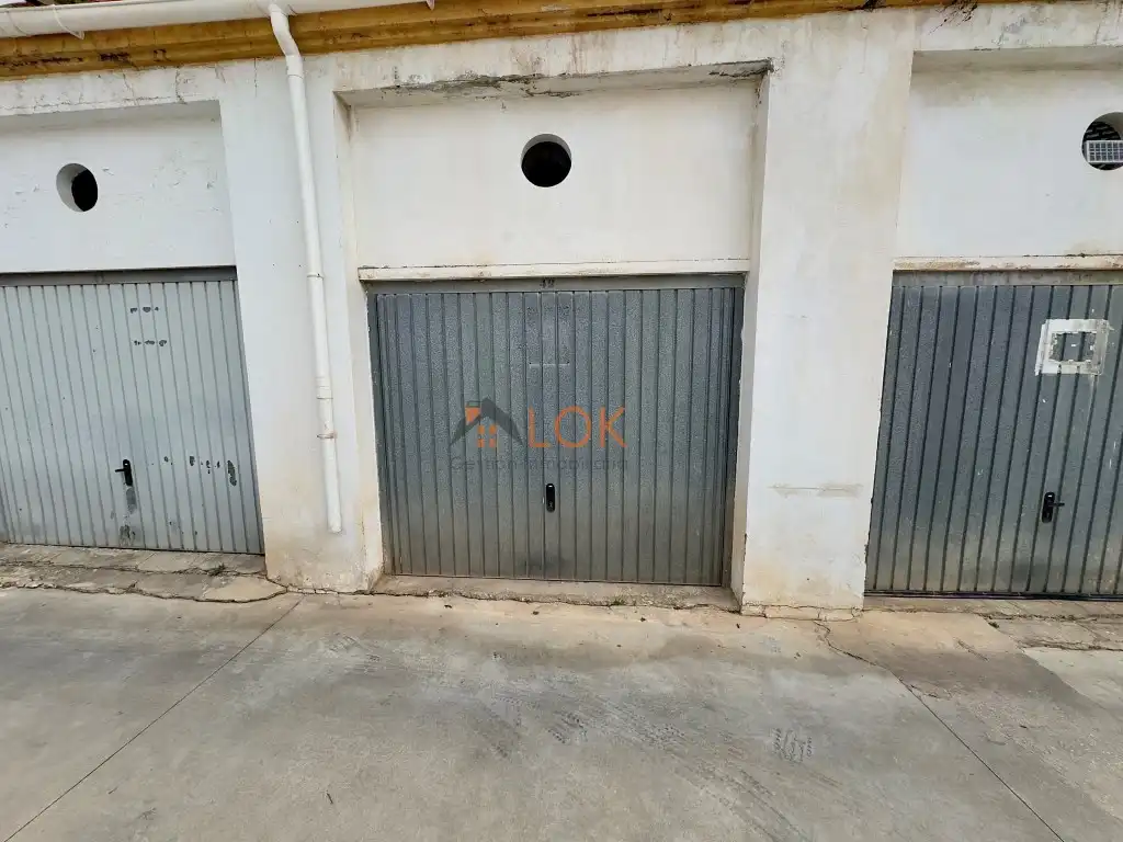 Aparcament de Casa o xalet en venda en Rincón de la Victoria