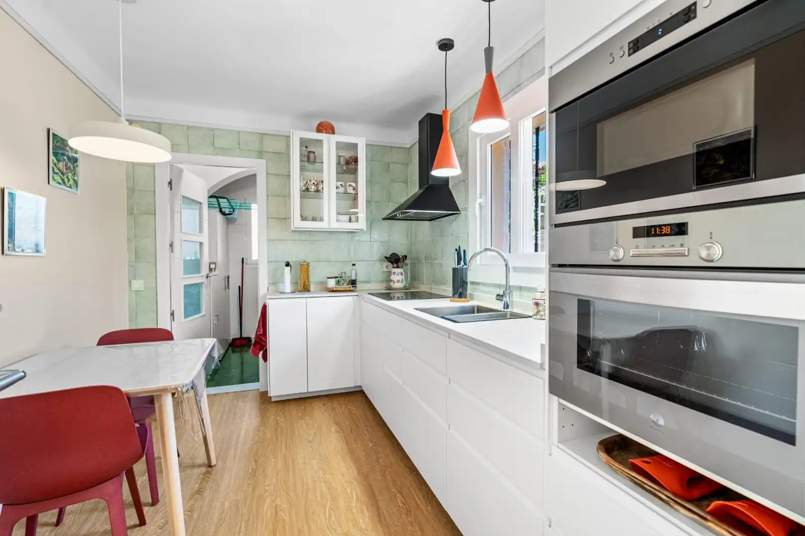 Kitchen of Detached homes for sale in Fuengirola  with Air Conditioner, Private garden and Terrace