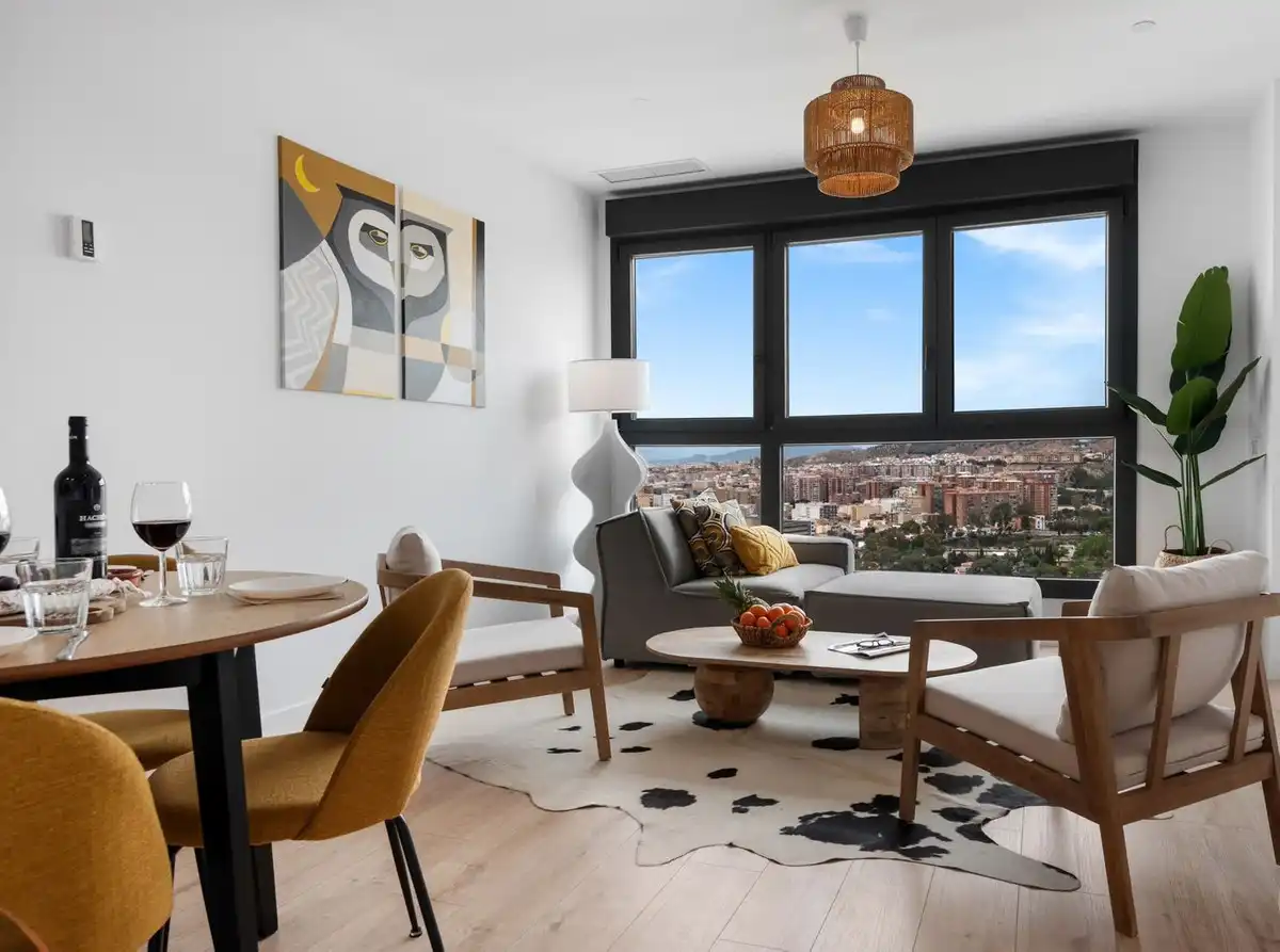 Sala d'estar de Apartament en venda en Málaga amb Aire condicionat, Calefacció i Moblat