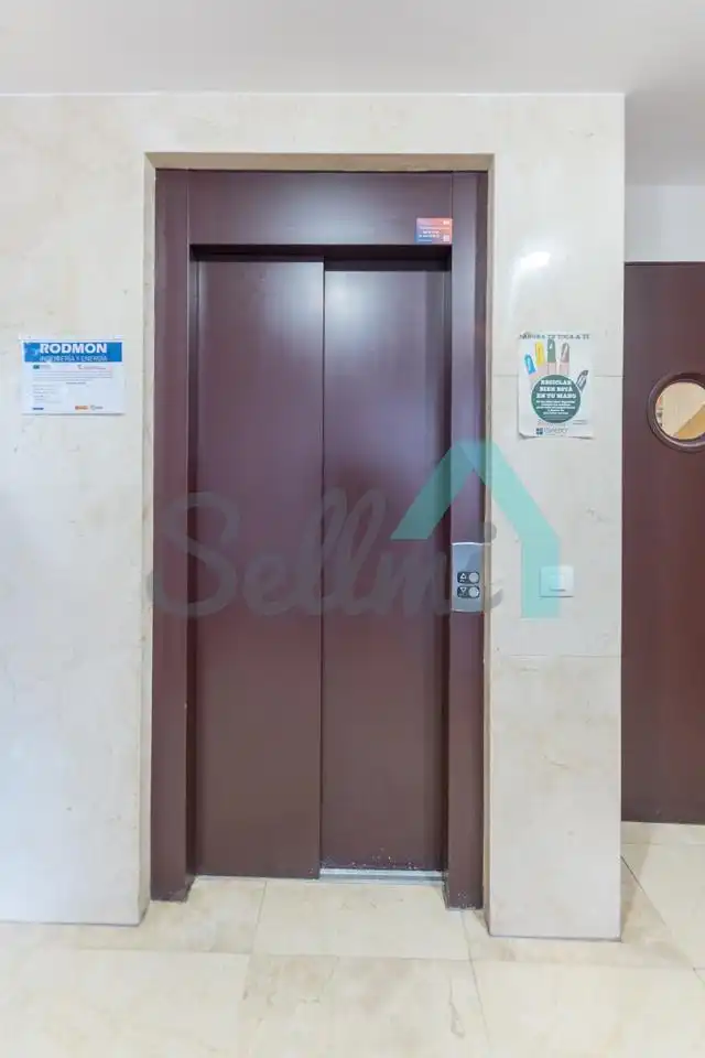 Piso en venta en Oviedo  con Calefacción, Parquet y Trastero