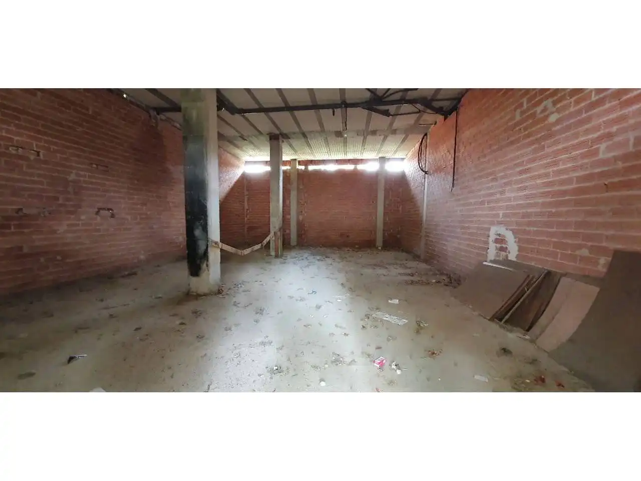 Local comercial en venda a Calle PORTILLEJO