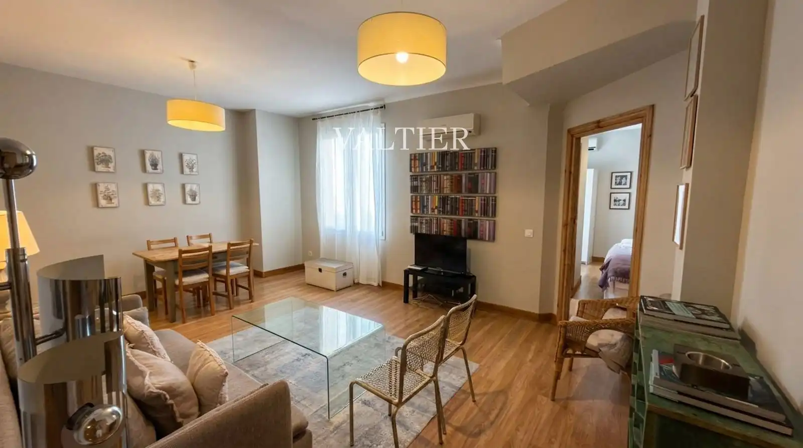 Bedroom of Flat for rent in Madrid  with Air Conditioner, Heating and Furnished