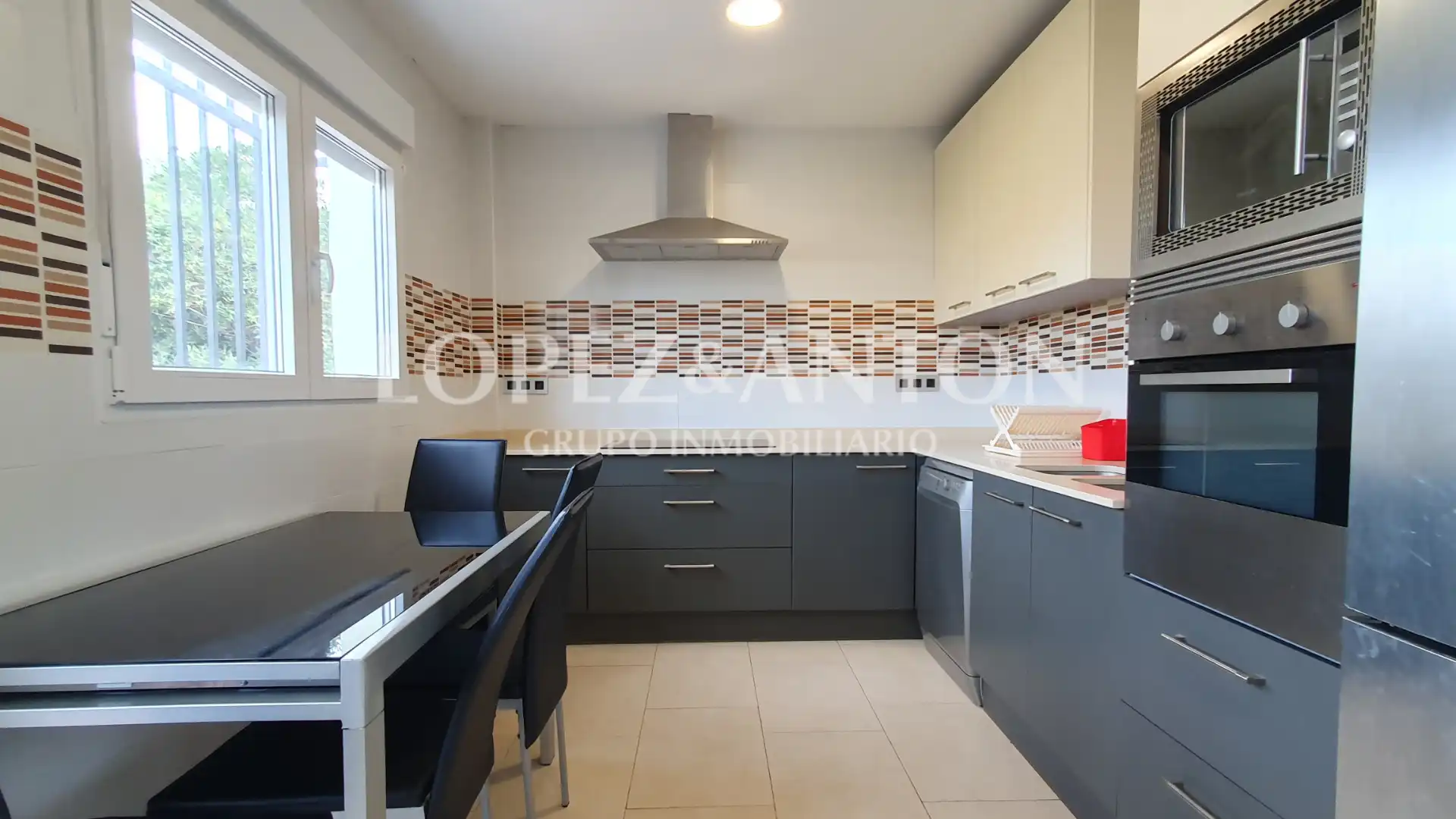 Kitchen of Houses for sale in L'Eliana  with Air Conditioner, Heating and Private garden