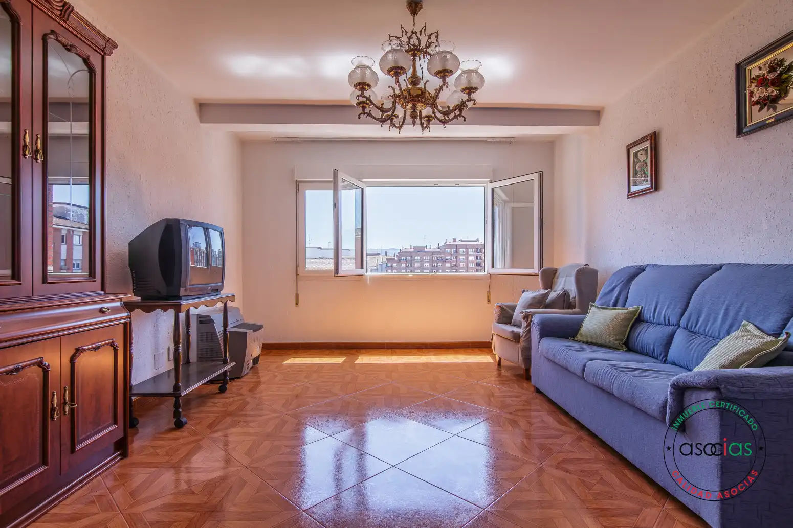 Sala de estar de Piso en venta en Gijón  con Calefacción y Jardín privado