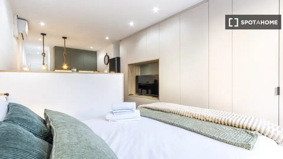 Flat with terrace to rent in Eixample, imagen 11