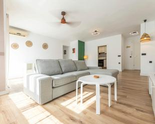 Living room of Flat to rent in  Valencia Capital  with Air Conditioner, Heating and Furnished