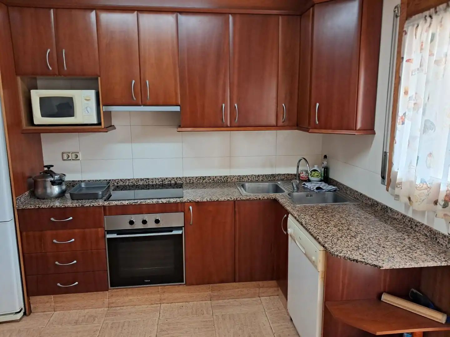 Cocina de Finca rústica en venta en Riner