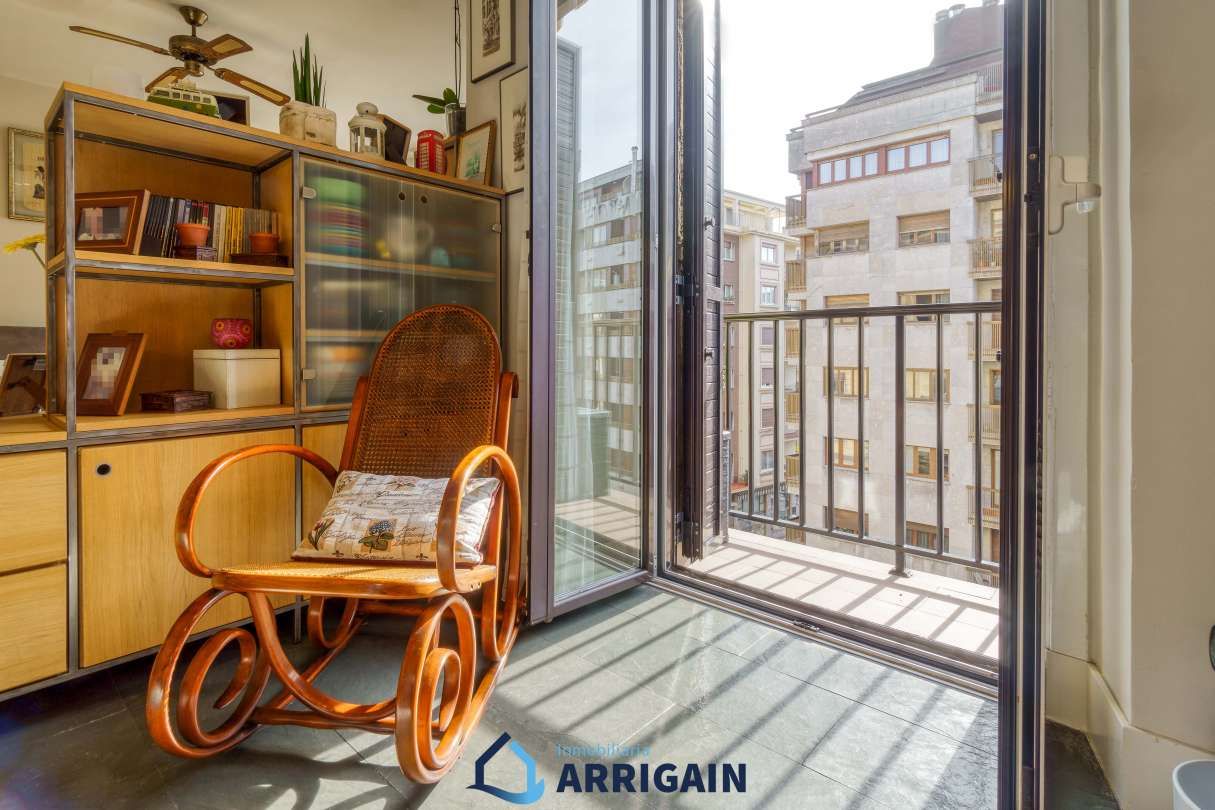 Terraza de Piso en venta en Donostia - San Sebastián  con Calefacción y Balcón