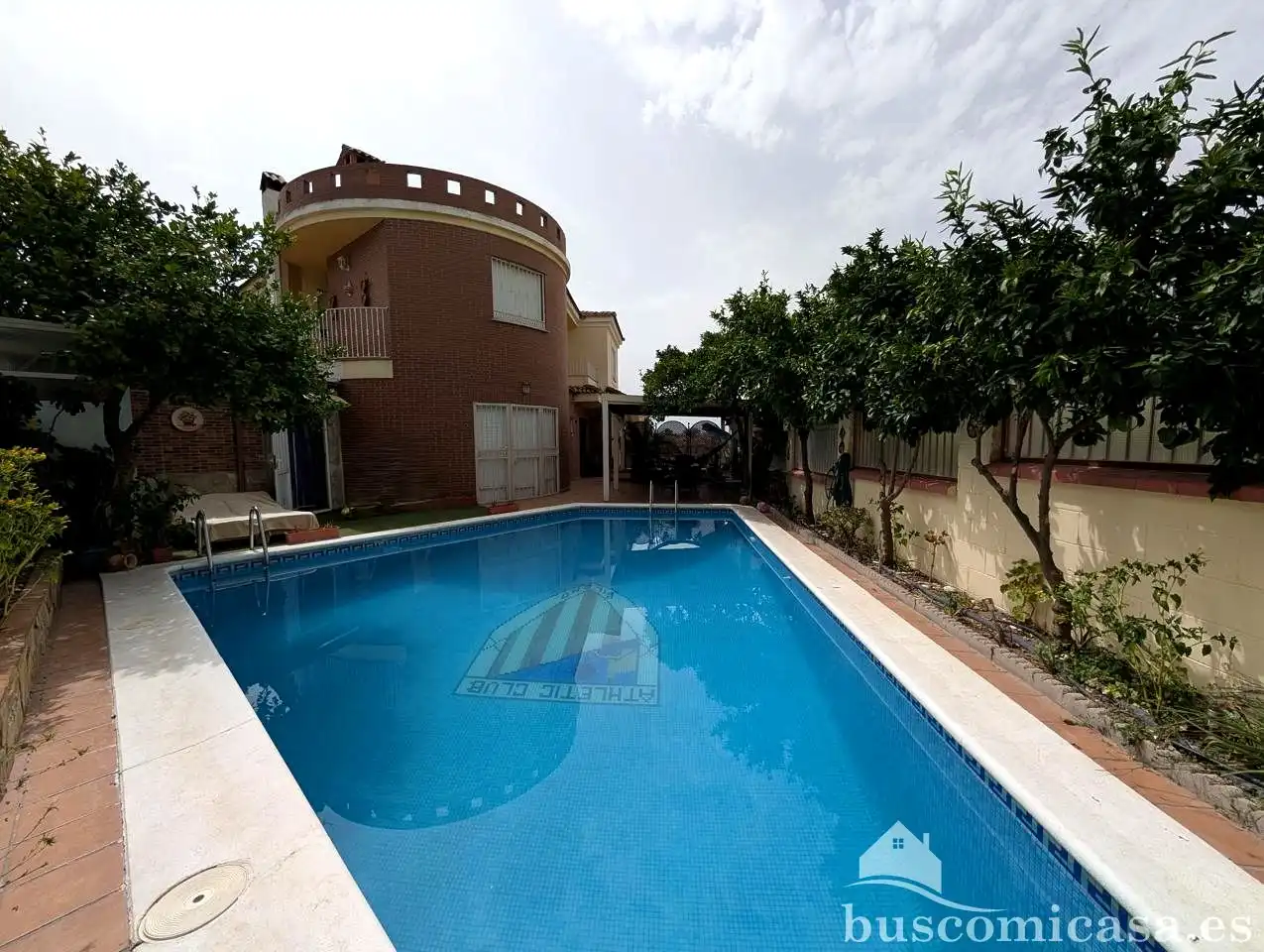 Piscina de Casa o chalet en venta en Linares con Aire acondicionado, Jardín privado y Terraza