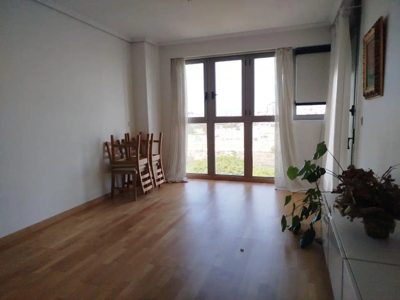 Living room of Apartments for sale in Valencia  with Air Conditioner, Storage room and Balcony
