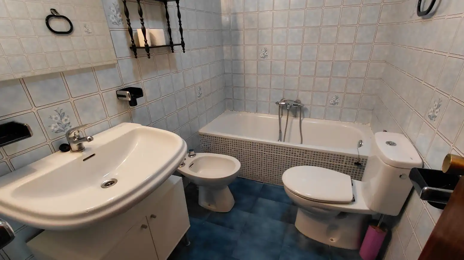 Bathroom of Flat for rent in Burlada / Burlata  with Heating