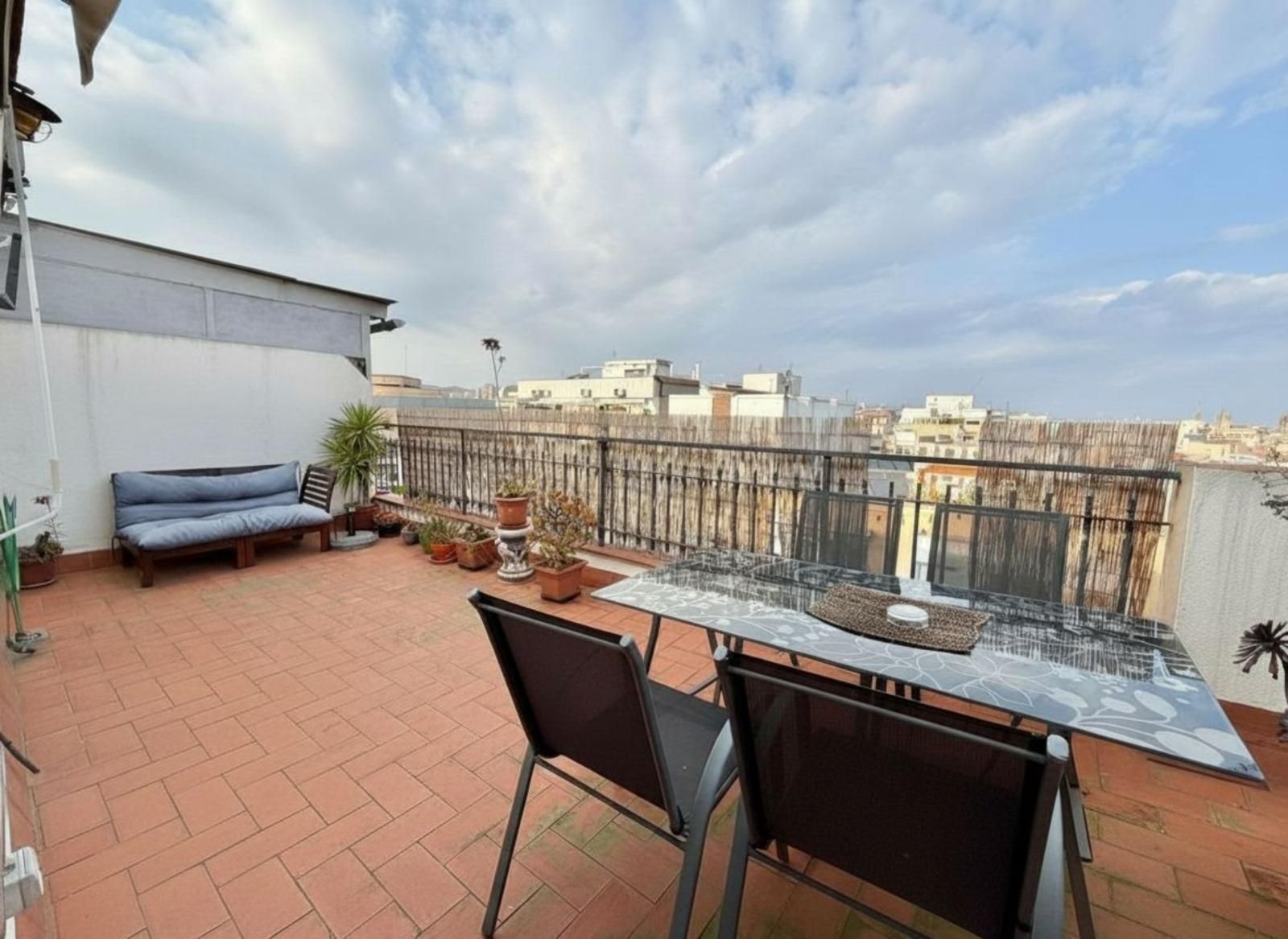 Terraza de Ático en venta en  Barcelona Capital con Aire acondicionado, Terraza y Amueblado