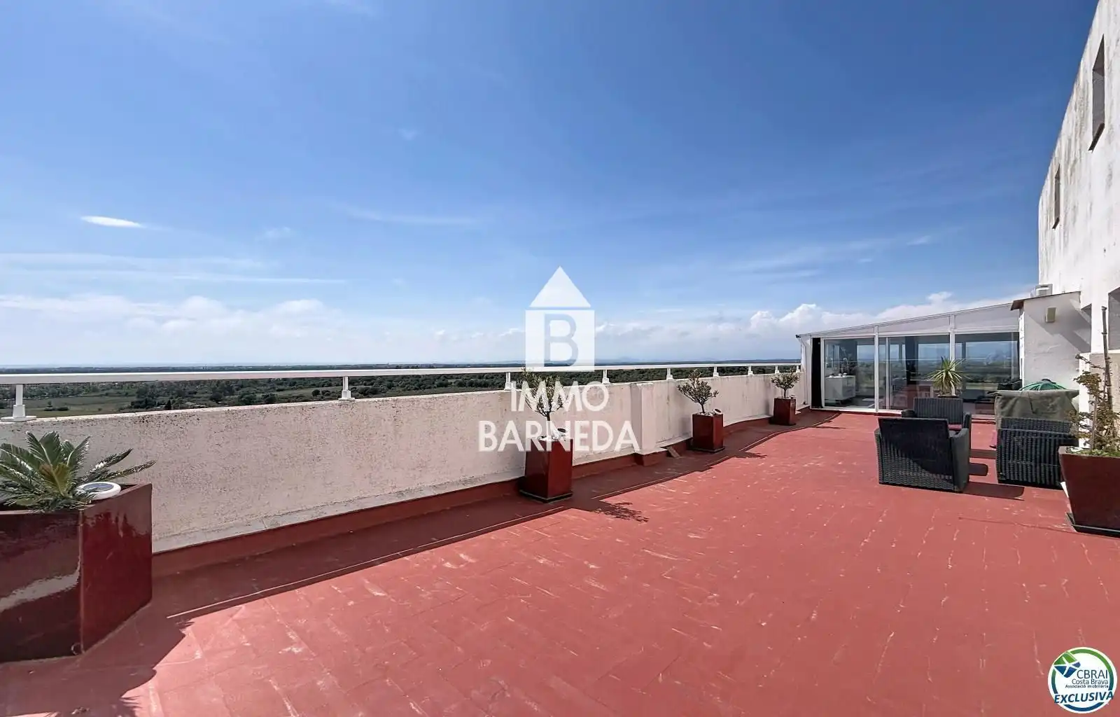 Exterior view of Flat for sale in Roses  with Heating, Terrace and Swimming Pool